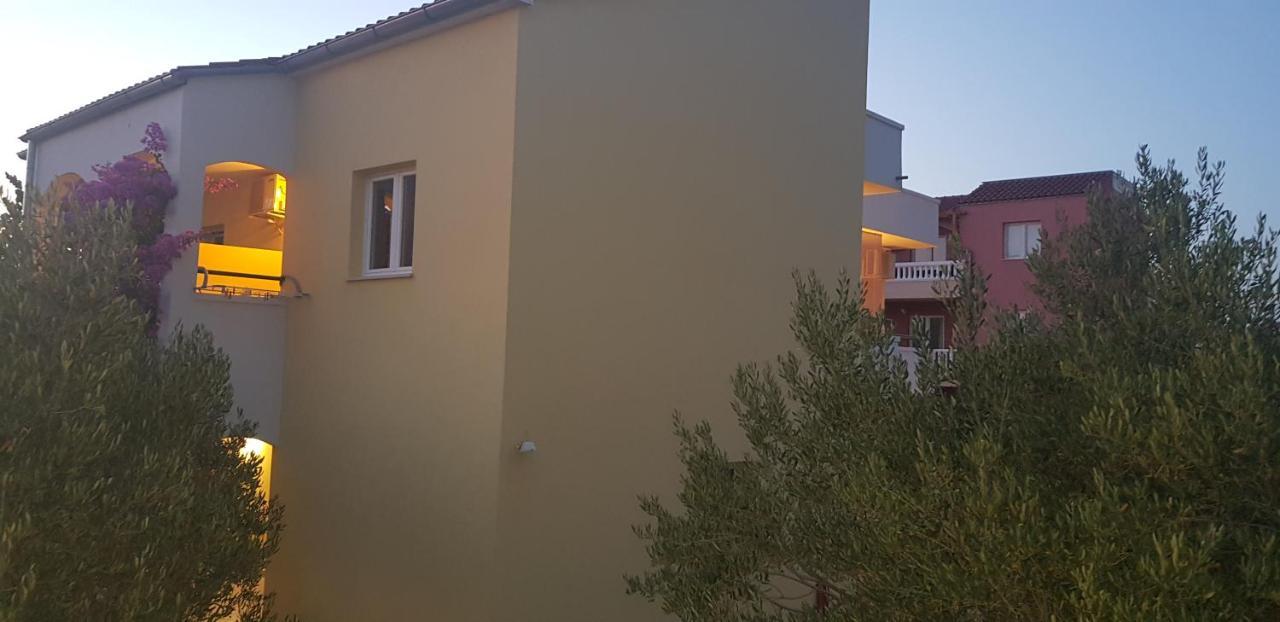 Apartmani Vranjkovic Vodice Extérieur photo